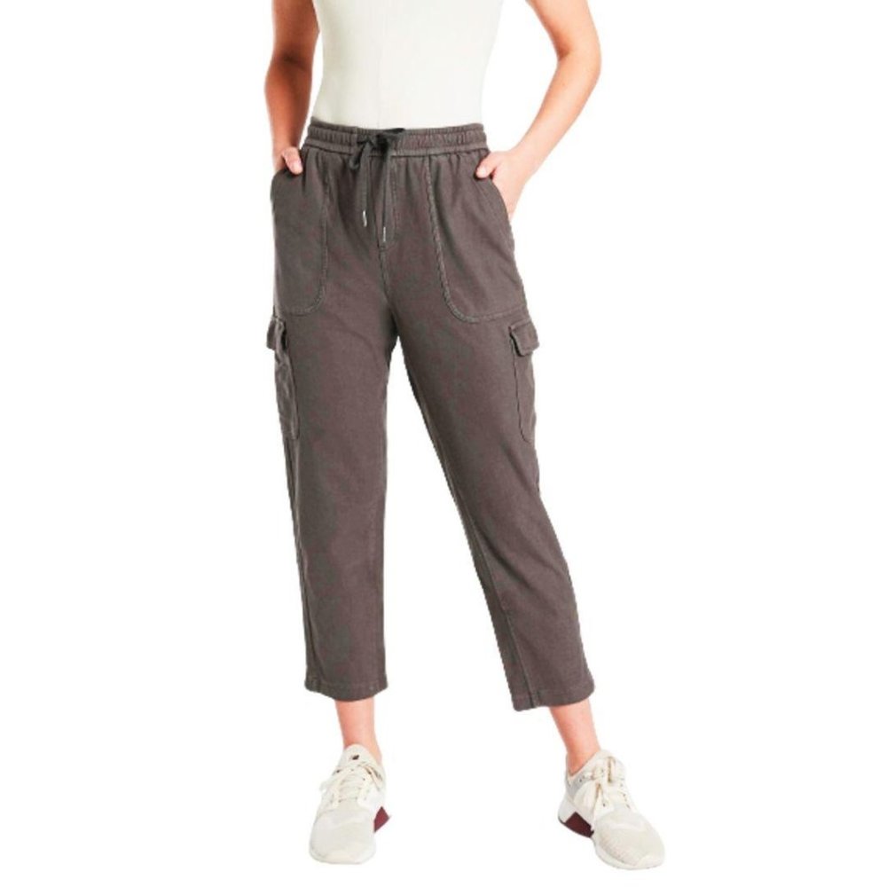 Women's Lightweight Drawstring Cargo Capri Pants